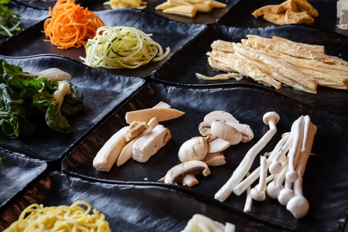 ホット・スポット(’90米) Hot Pot Spot | All-You-Can-Eat Hot Pot in Rapid City, SD